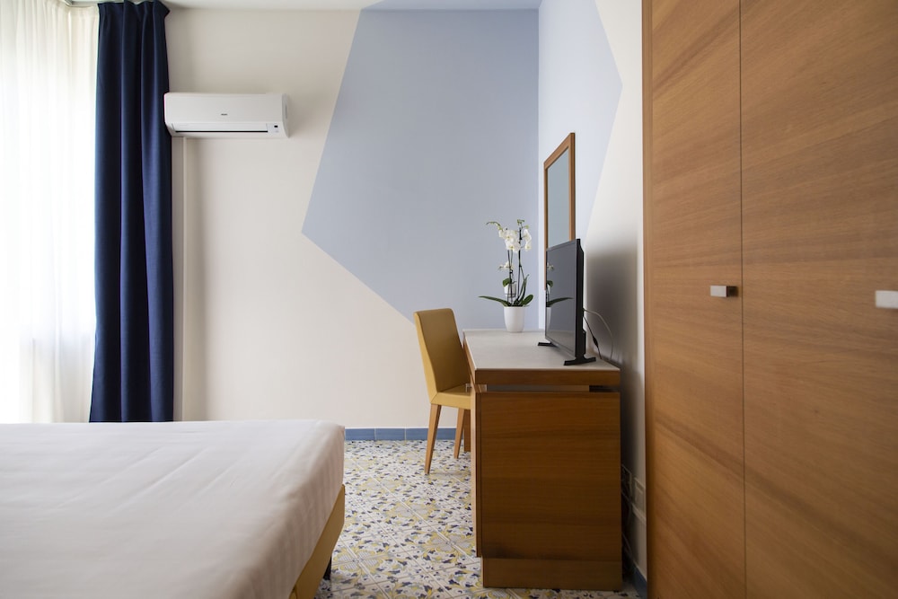 Grand Hotel 22/64