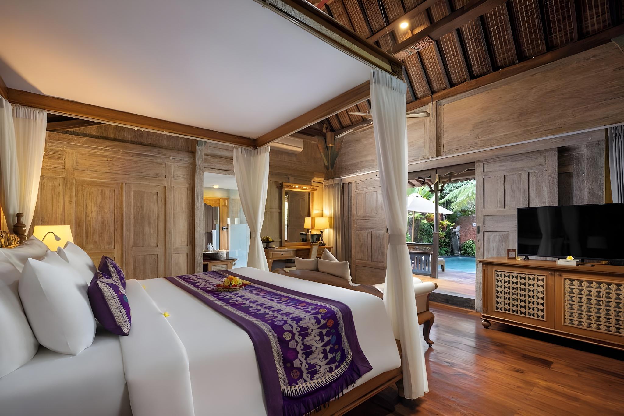 Pool, Artist, Villa, King Bed