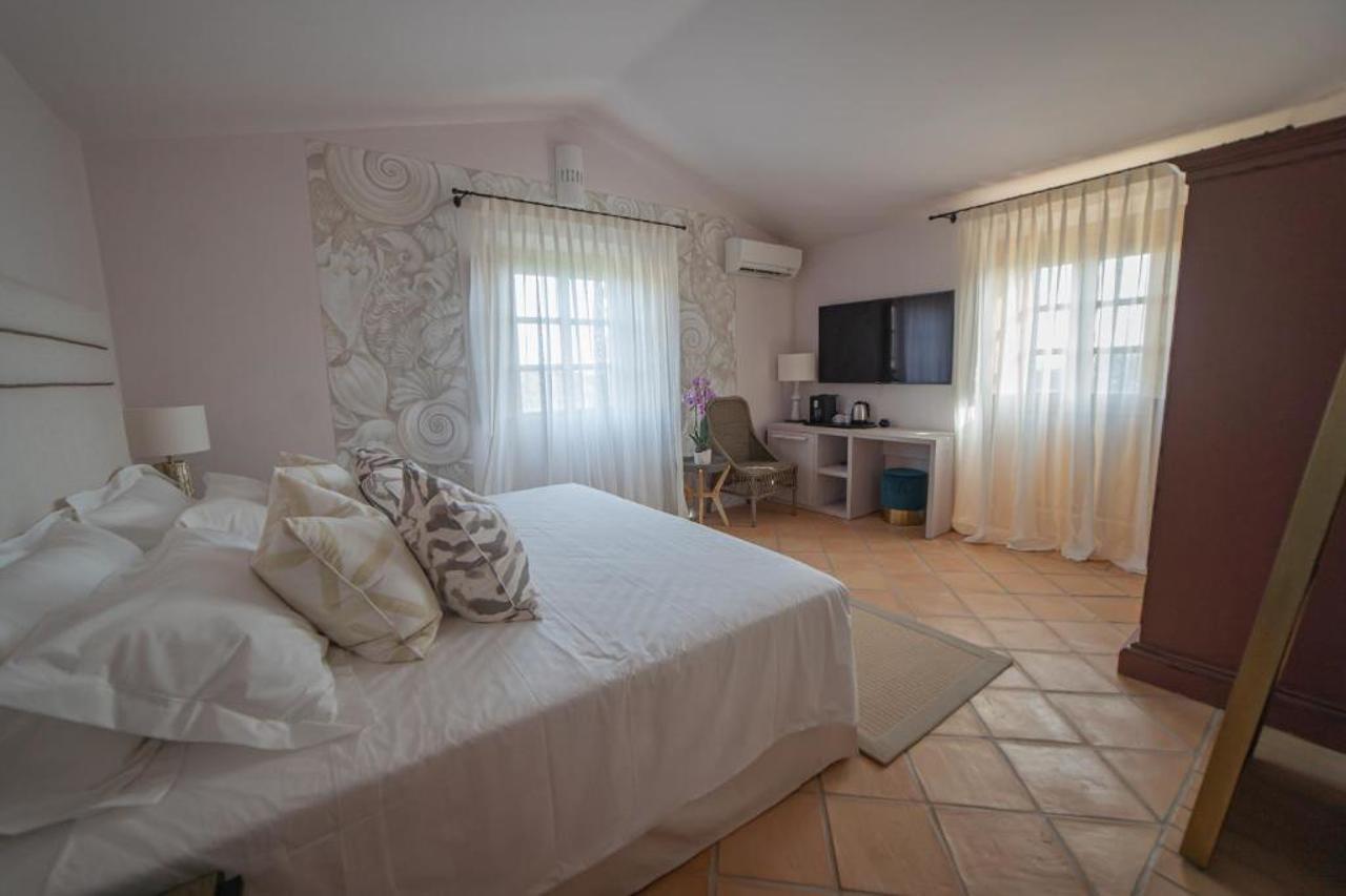 HOTEL BORGO SMERALDO 12/32