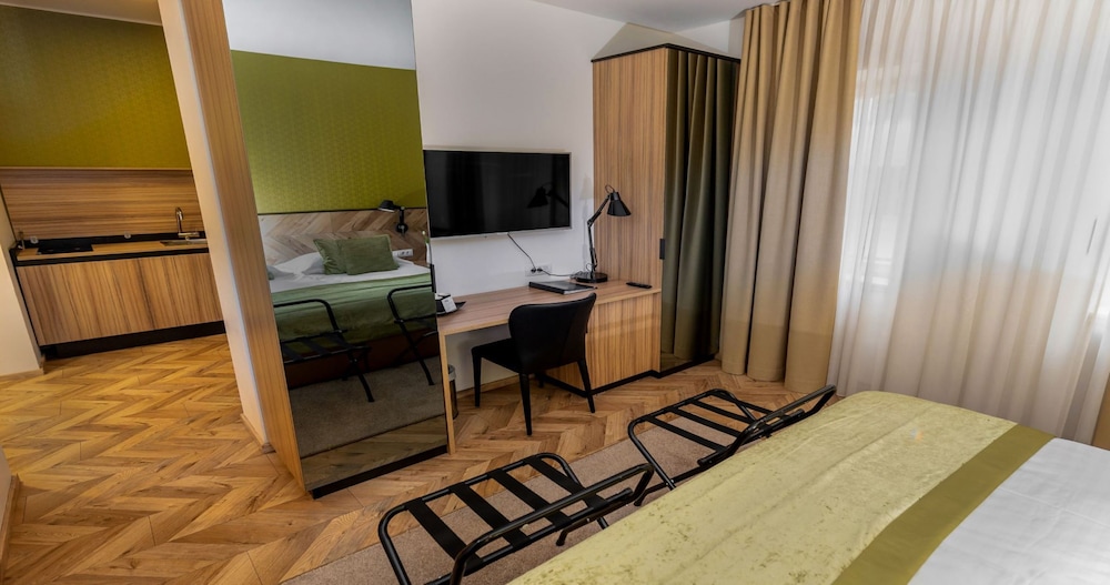 Urban Boutique Hotel Ljubljana 33/65
