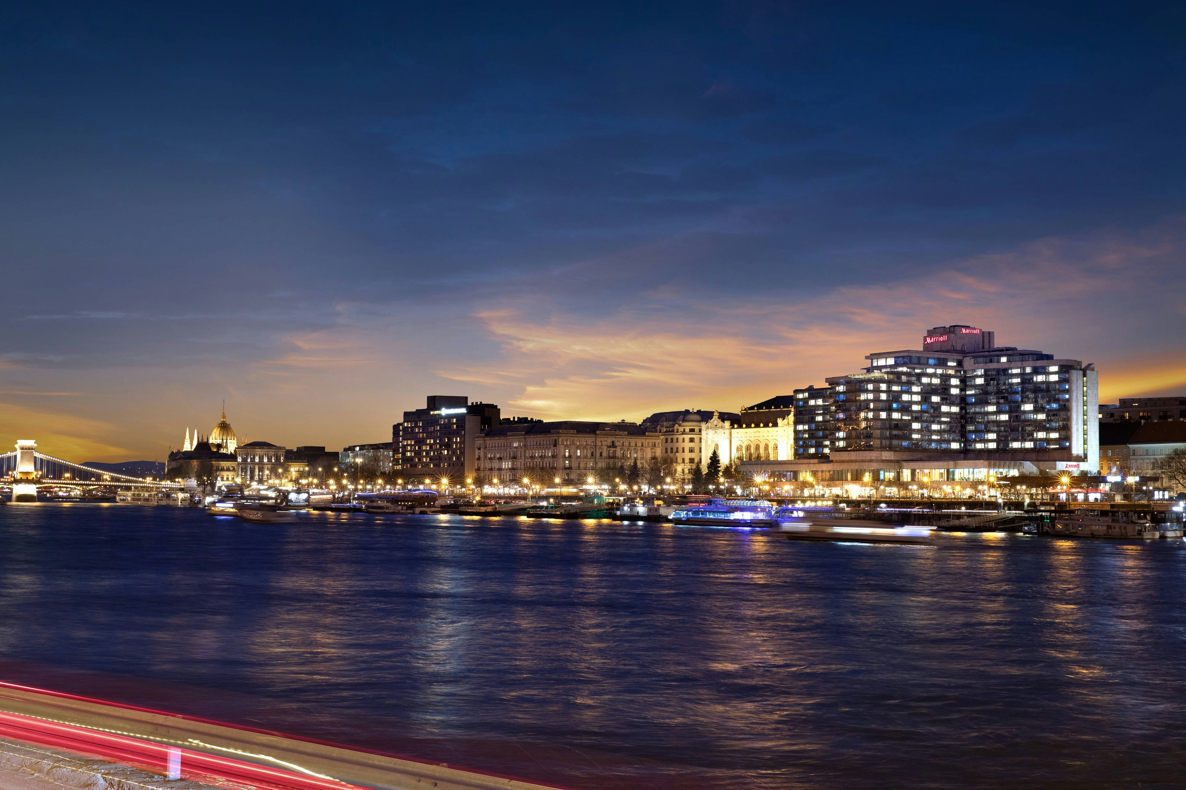 Budapest Marriott Hotel 48/50