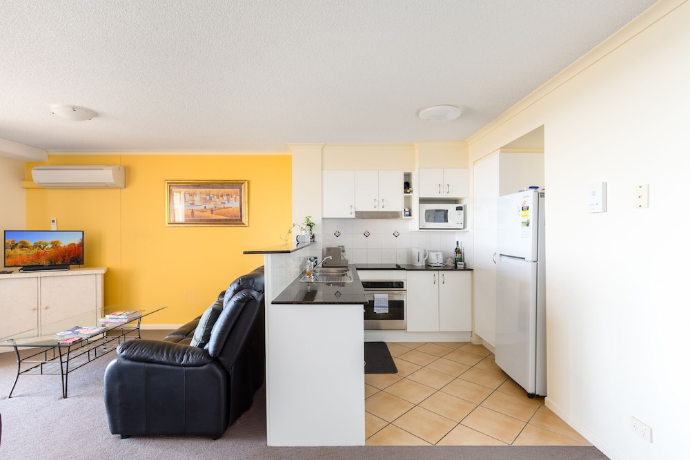 Marcoola Beach Resort 30/50