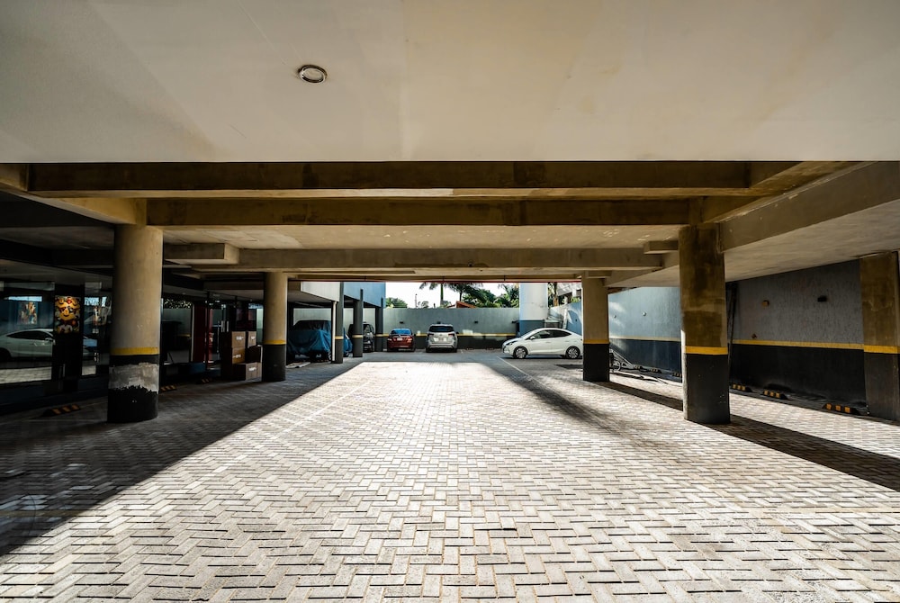 Ramada Suites by Wyndham Asuncion Aeropuerto 53/60