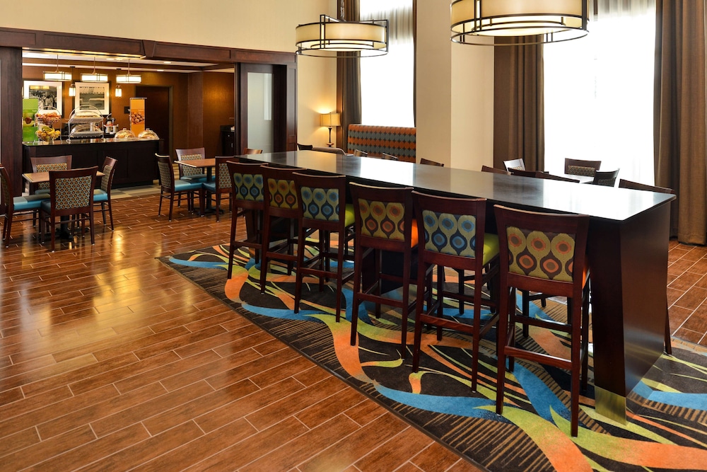 Hampton Inn Suites Harvey New Orleans West Bank 35/57