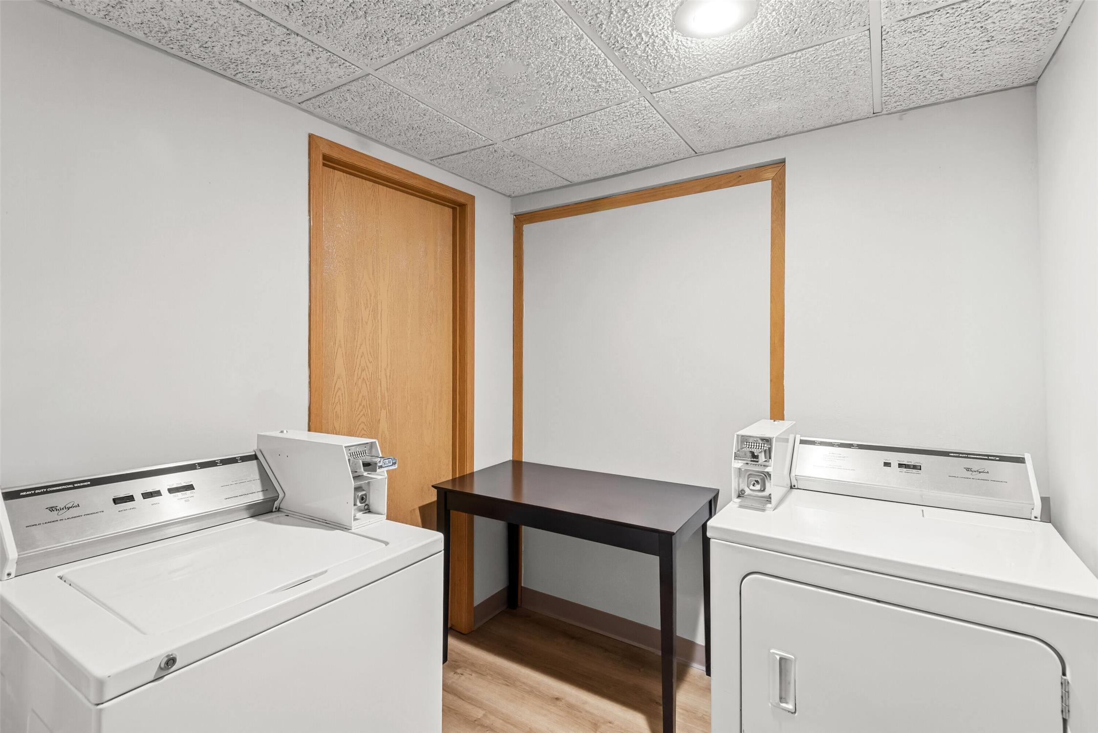 Days Inn by Wyndham Ames 32/33