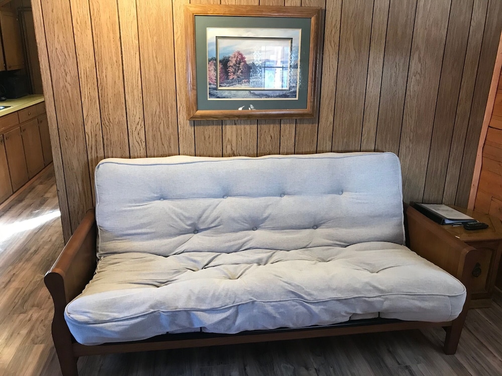 Grandview Cabins & RV Resort 12/50