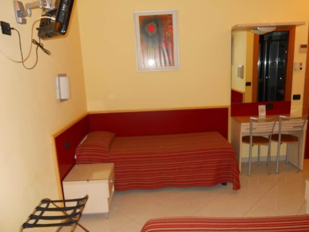 Hotel Parma 48/57
