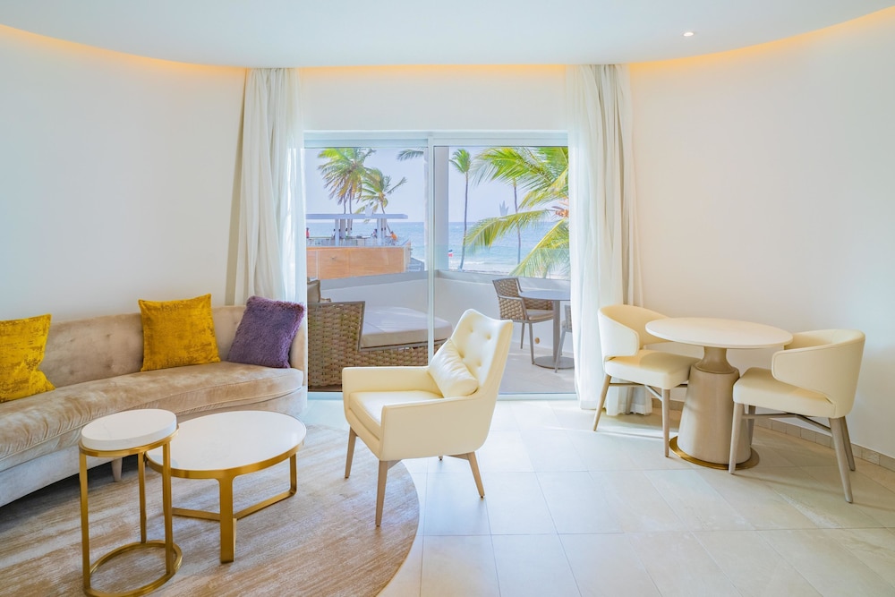 Grand Bavaro Princess All Suites Resort Spa and Casino 25/44