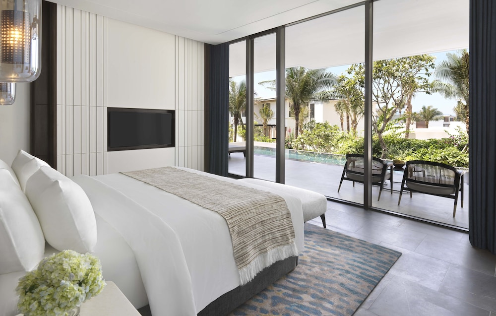 1 BEDROOM, LUSH, VILLA, PRIVATE POOL