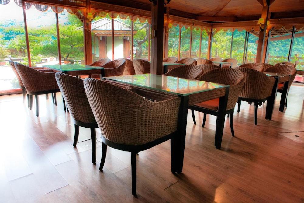 Wulai Sunglyu Spring Resort 20/30