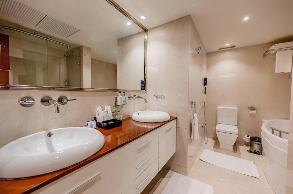 Maysan Al Harithia Hotel 45/50