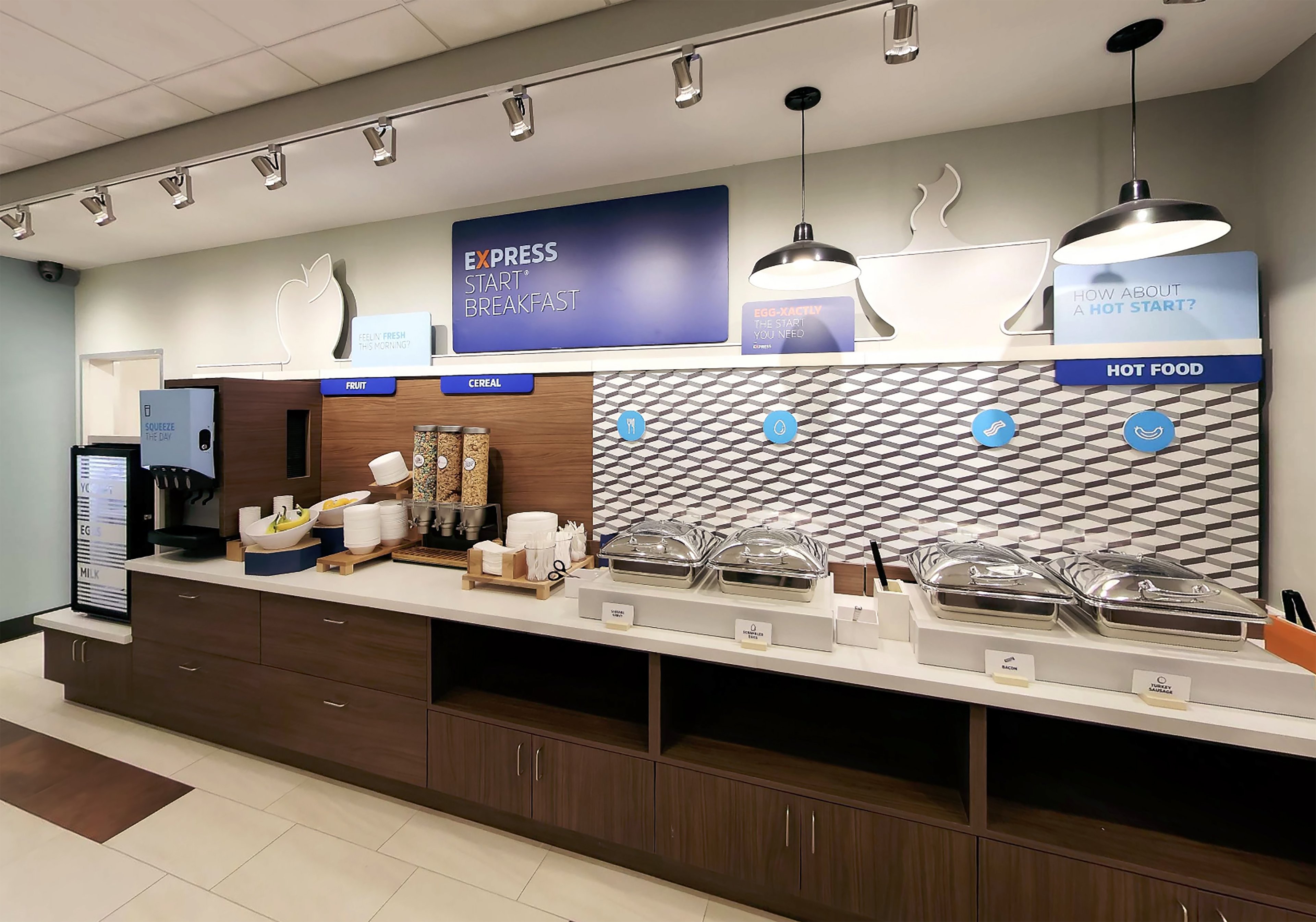 Holiday Inn Express And Suites Detroit Northwest Livonia 10/41