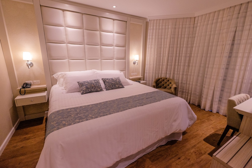 HOTEL JARDINS DA COLINA 23/76