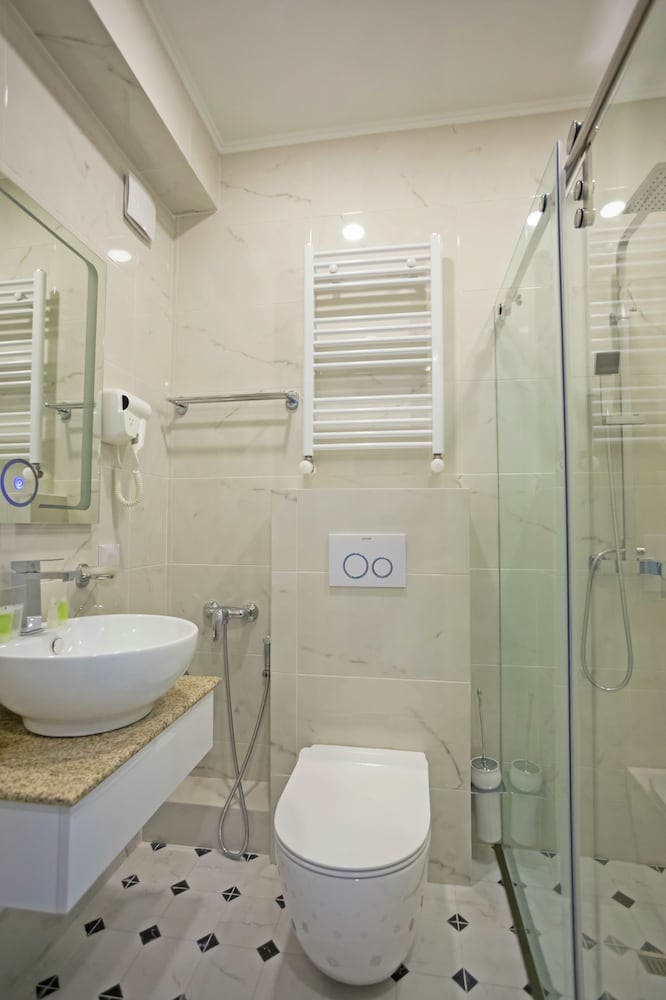 Hotel Genio 23/25
