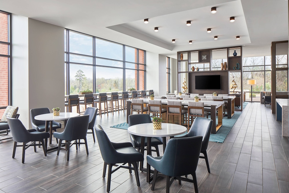 UNC Charlotte Marriott Hotel & Conference Center 35/47