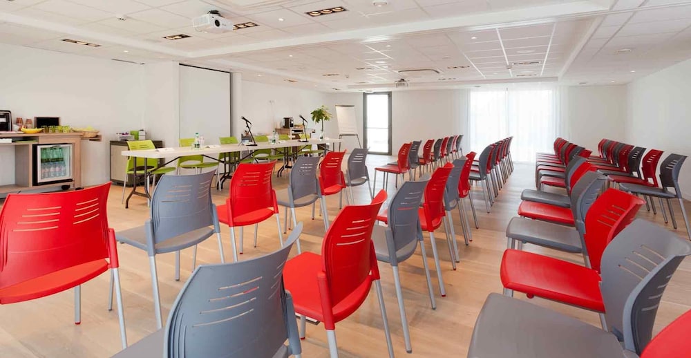 Ibis Styles Rennes Saint Gregoire 41/48