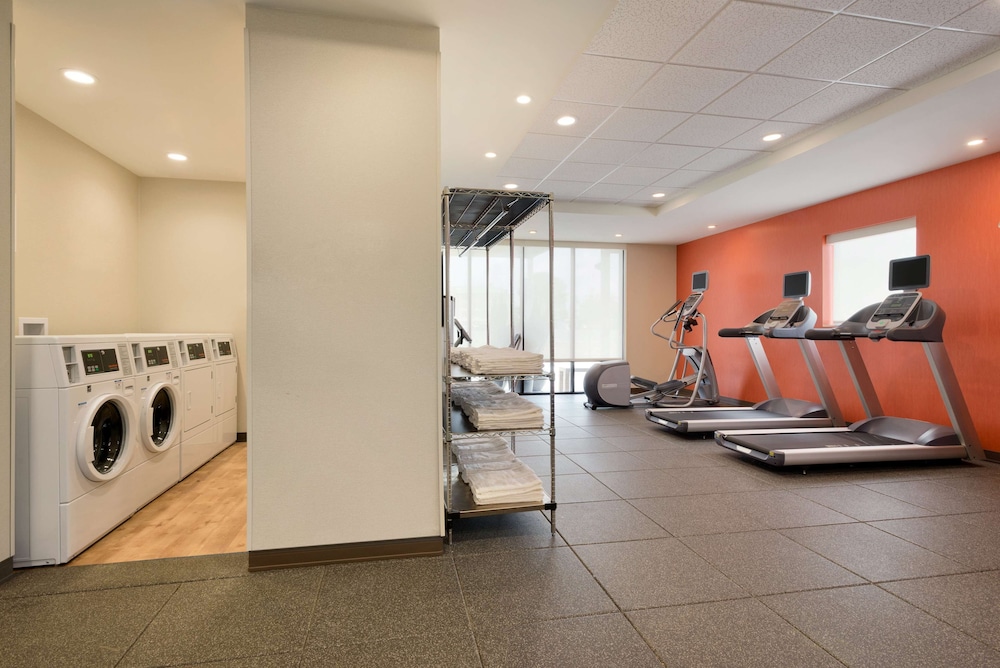 Home2 Suites By Hilton Clarksville/Ft. Campbell 21/48