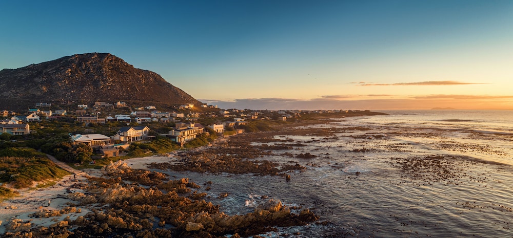 Pringle Bay Beach House by Cape Summer Villas 19/32