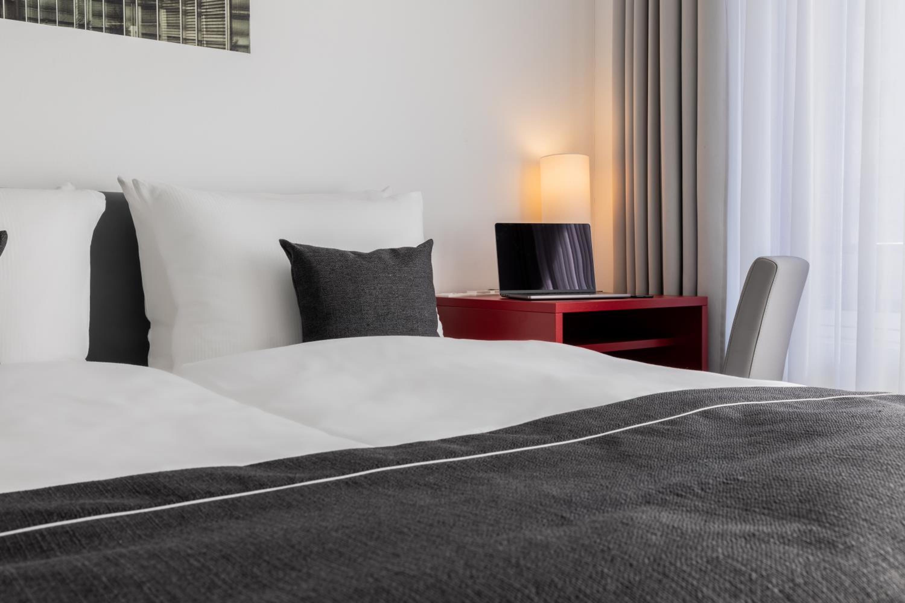 غرفة قياسية بسرير فردي بحوض استحمام، Garner Hotel Berlin - Gendarmenmarkt by IHG 4/8