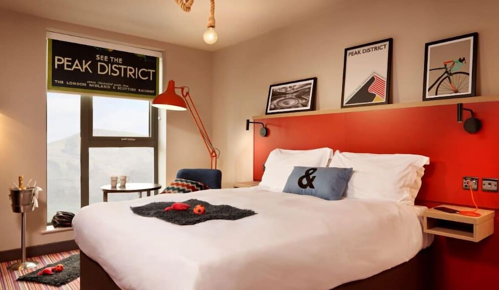 Bike & Boot Inns Peak District - Leisure Hotels for Now 2/22