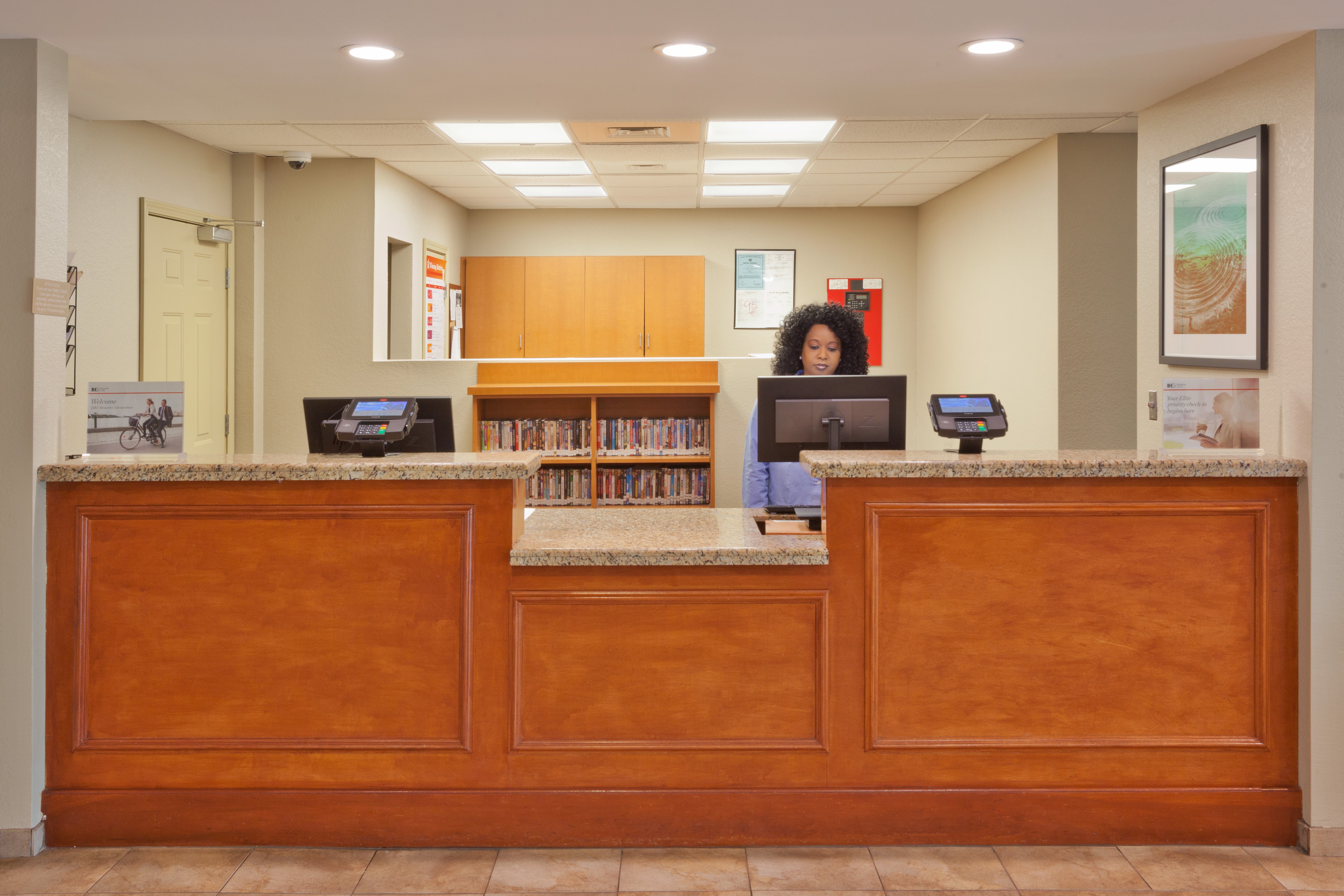 Candlewood Suites Eastchase Park Ex Candlewood Suites Montgomery North 11/69