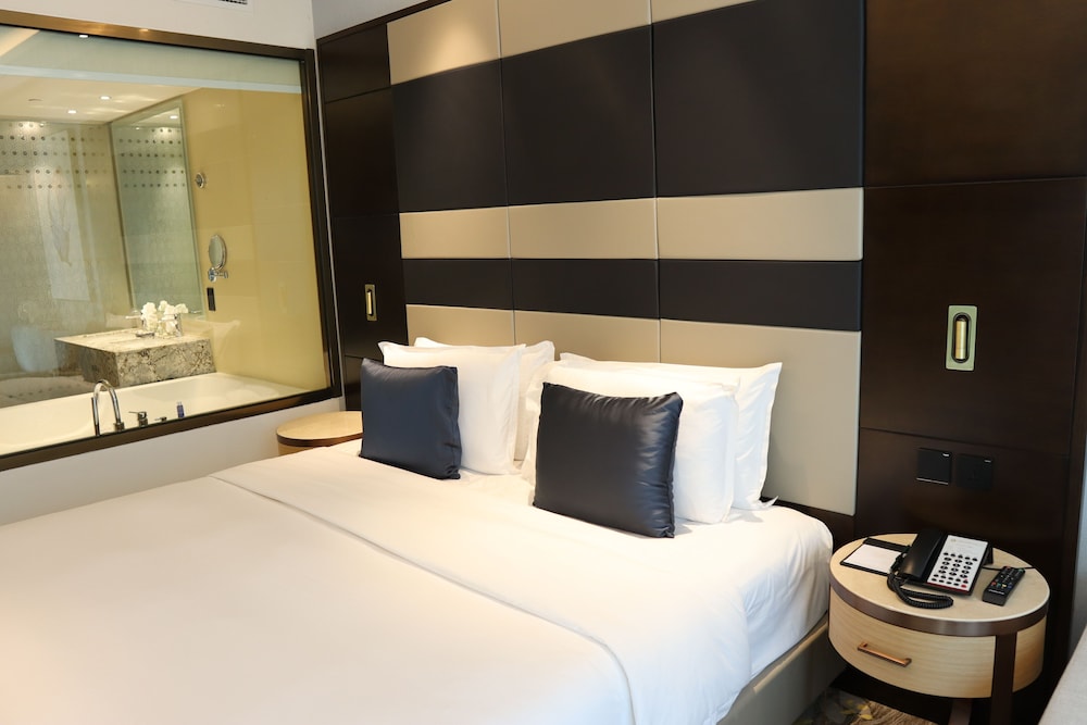 Ramee Dream Hotel Downtown 12/43