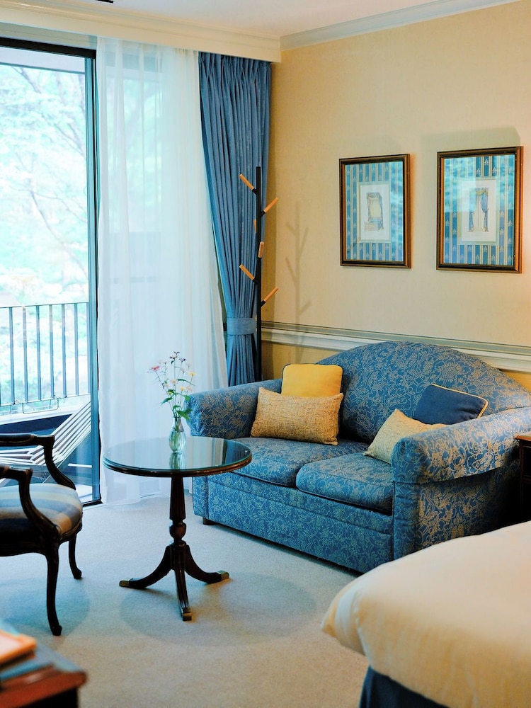 Hotel La Neige Higashi Kan 56/80