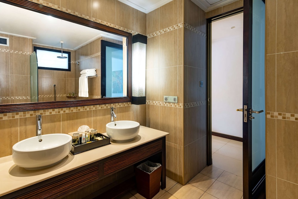 Doubletree By Hilton Seychelles Allamanda Resort And Spa 12/70