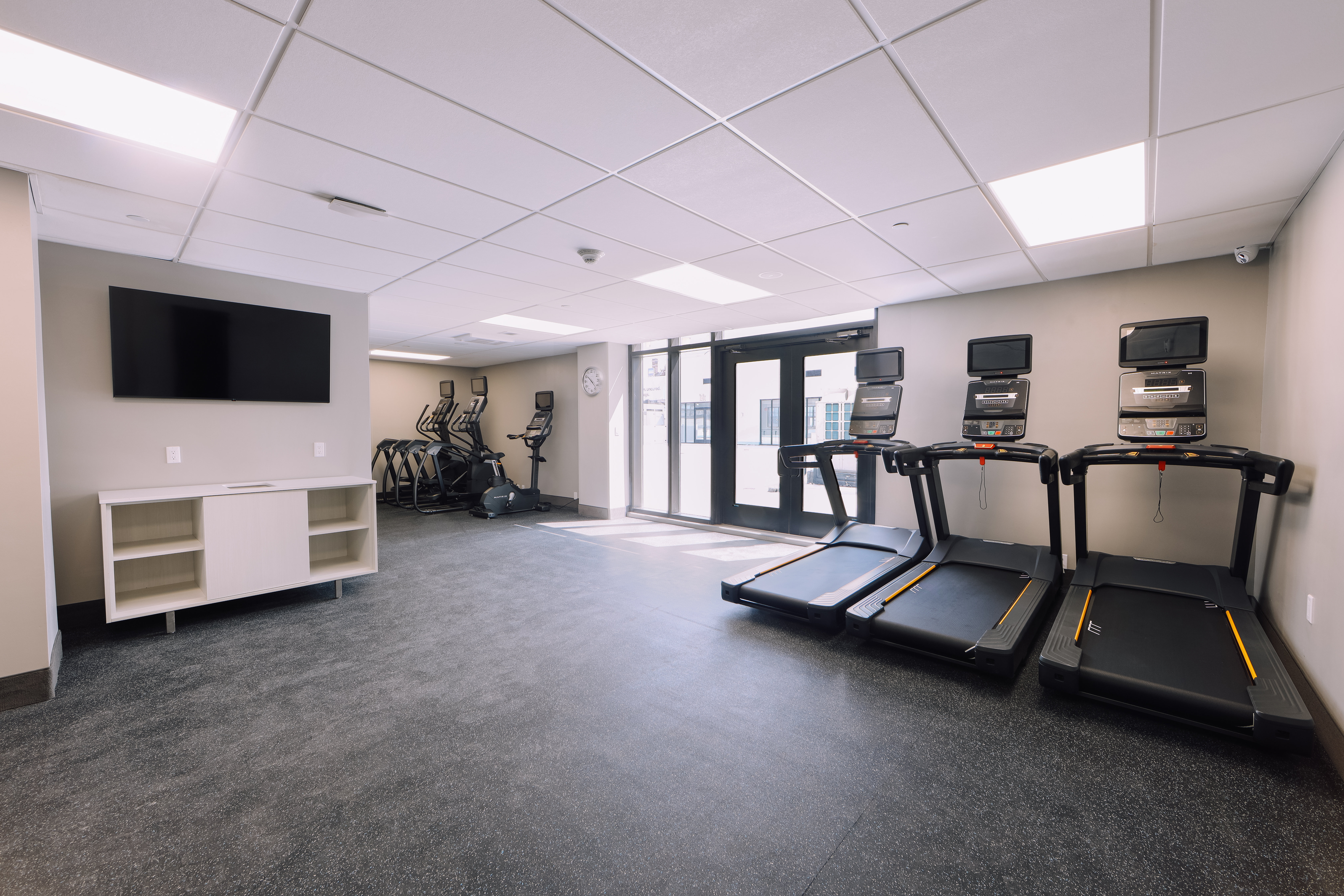 Holiday Inn Express Long Island City E New York, an IHG Hotel 26/48