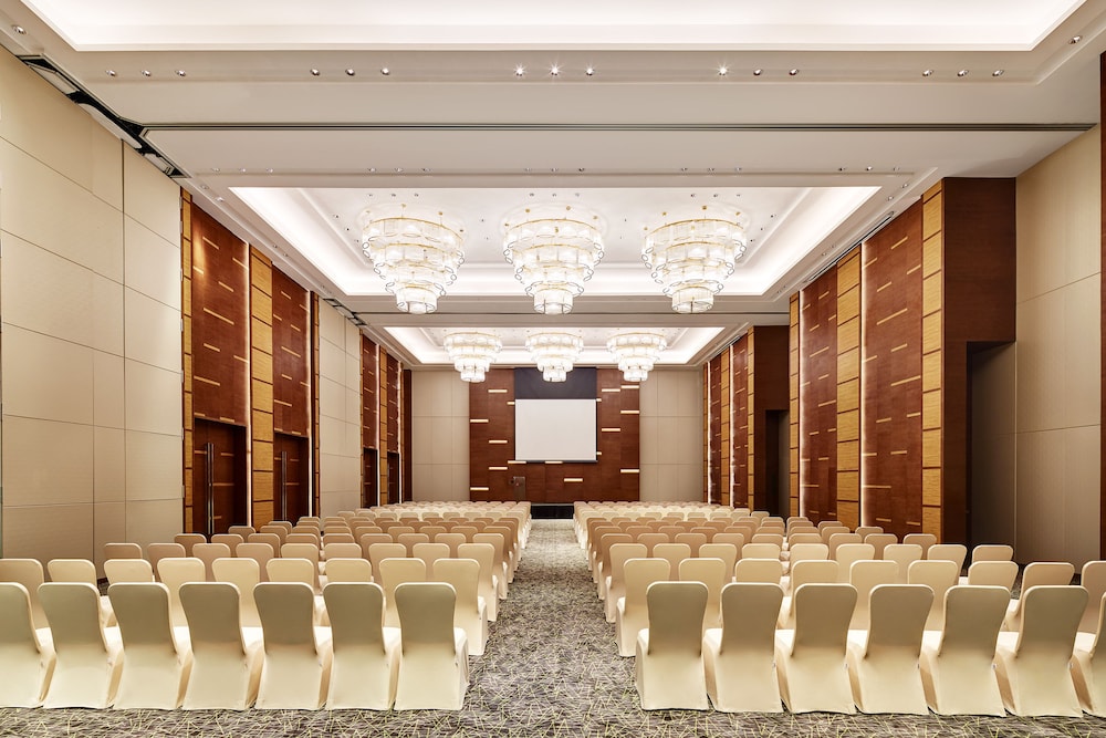 Aloft Dongguan Dynamic Town 41/48