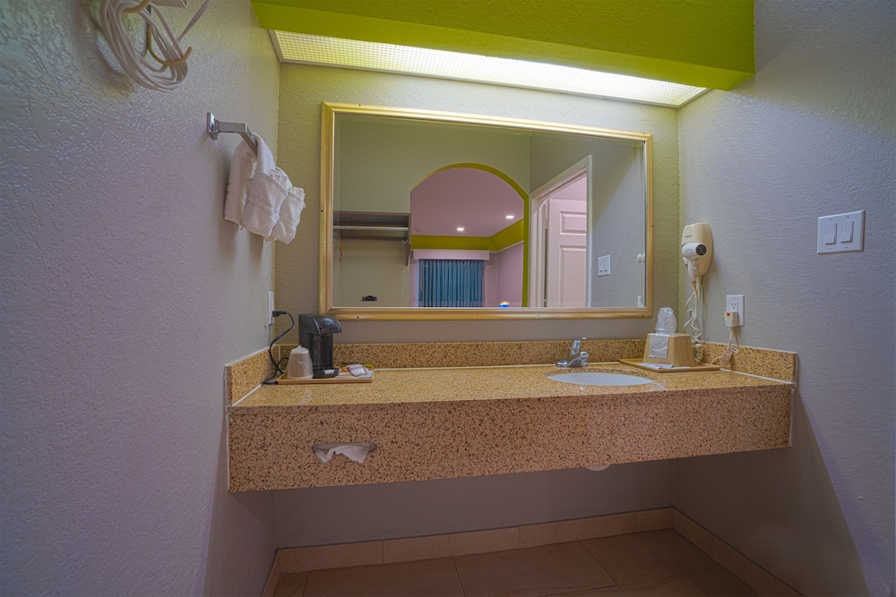 Hotel Bliss Kemah Boardwalk 17/68