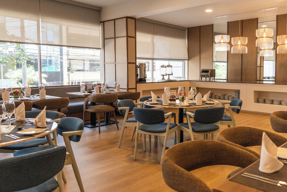 HOTEL JOSE ANTONIO 35/50