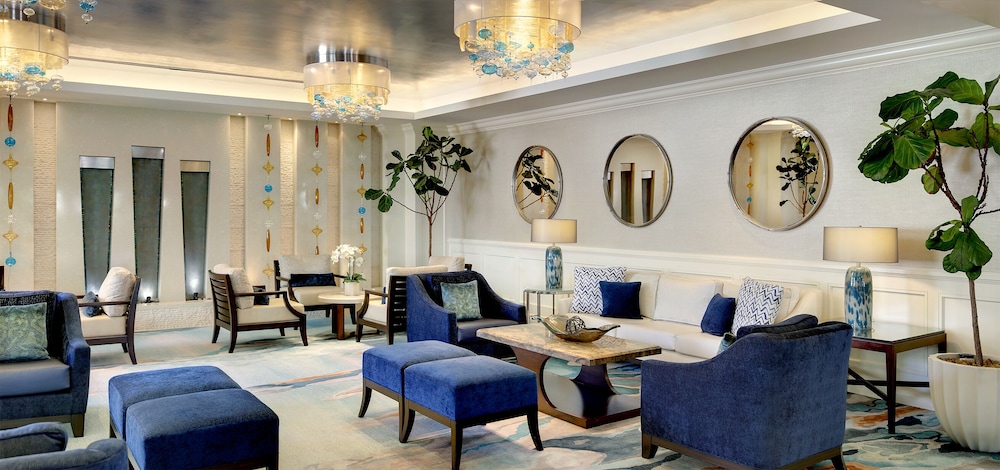 Balboa Bay Resort 48/71