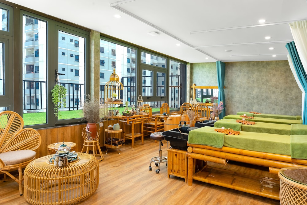 Halina Hotel & Apartment 25/48