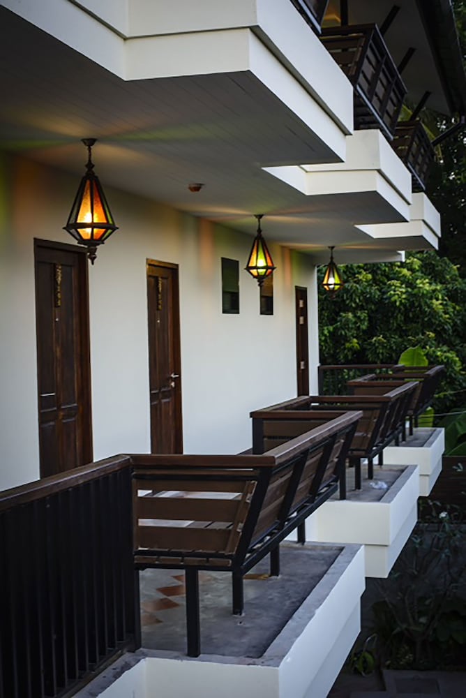 Baan Ratchiangsaen 50/56