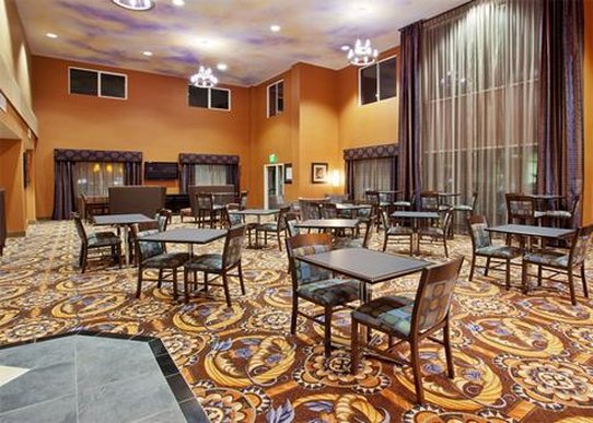 Holiday Inn Express Hotel Suites Sacramento Ne C 52/75