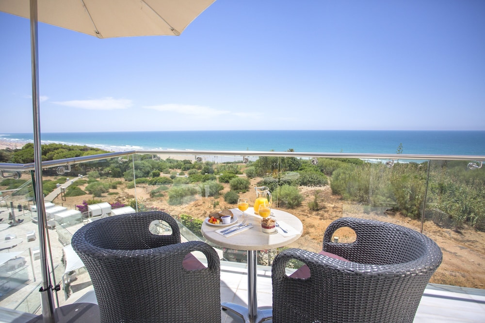 Hipotels Gran Conil 23/64
