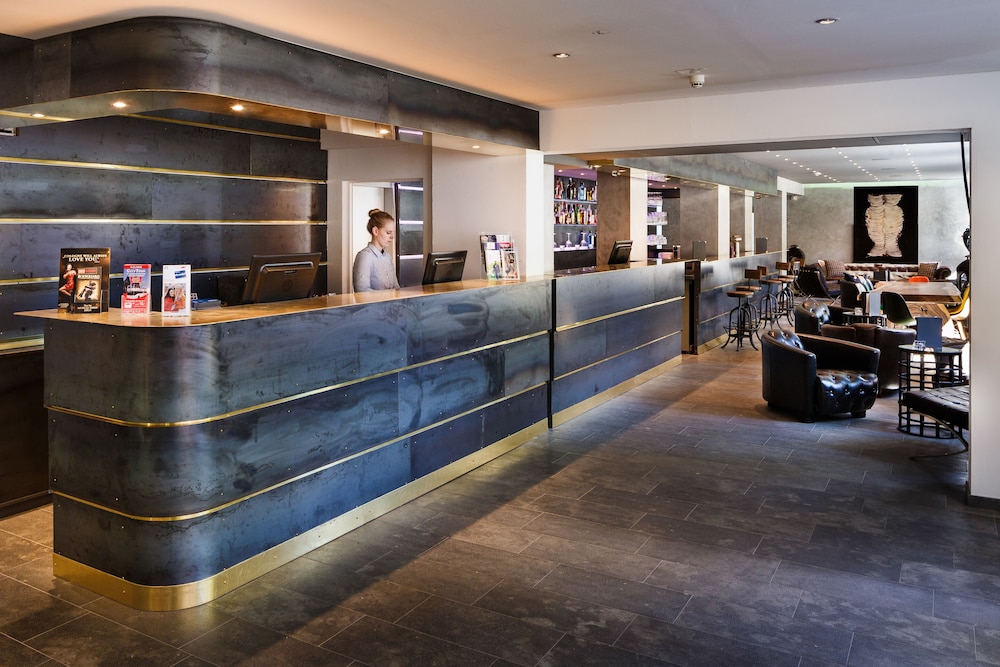 Lobby at The Deutz, a Tribute Portfolio Hotel, COLOGNE - KOELN
