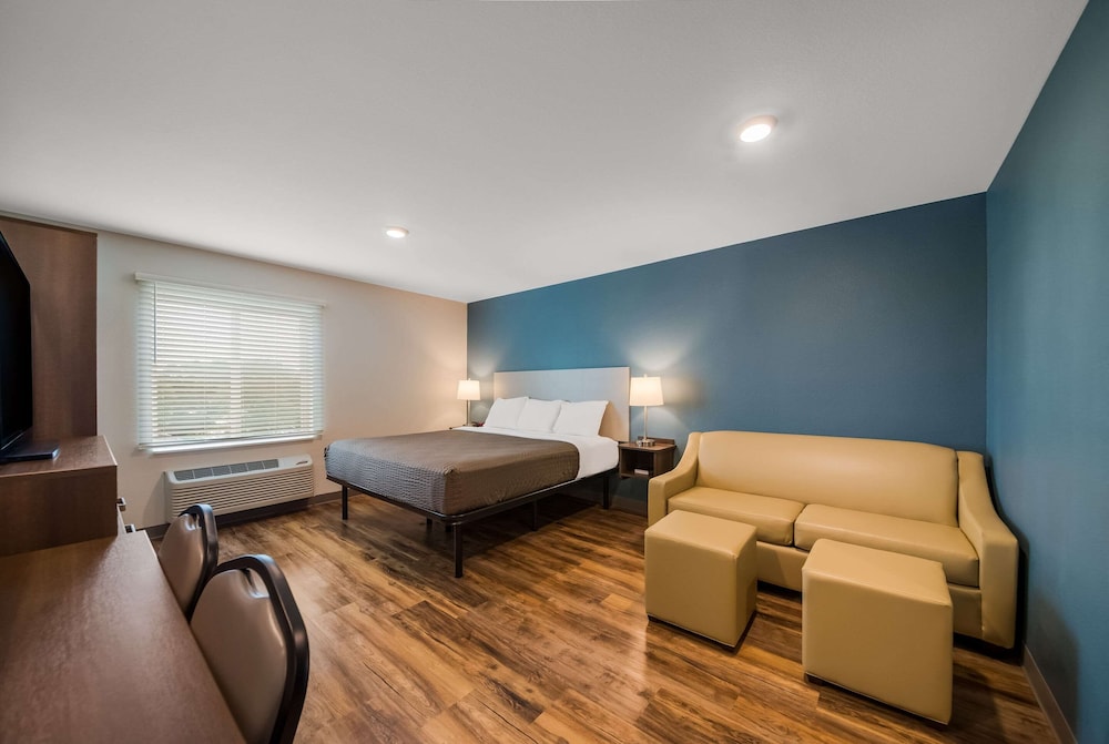 WoodSpring Suites Inverness 24/29