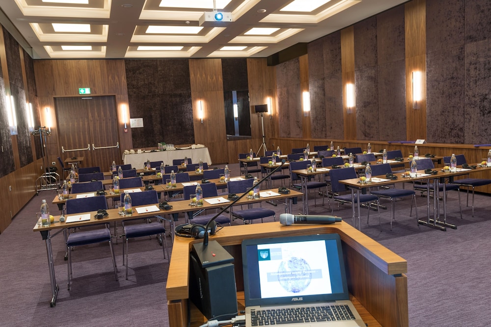 Atlantida Boutique Hotel 65/74