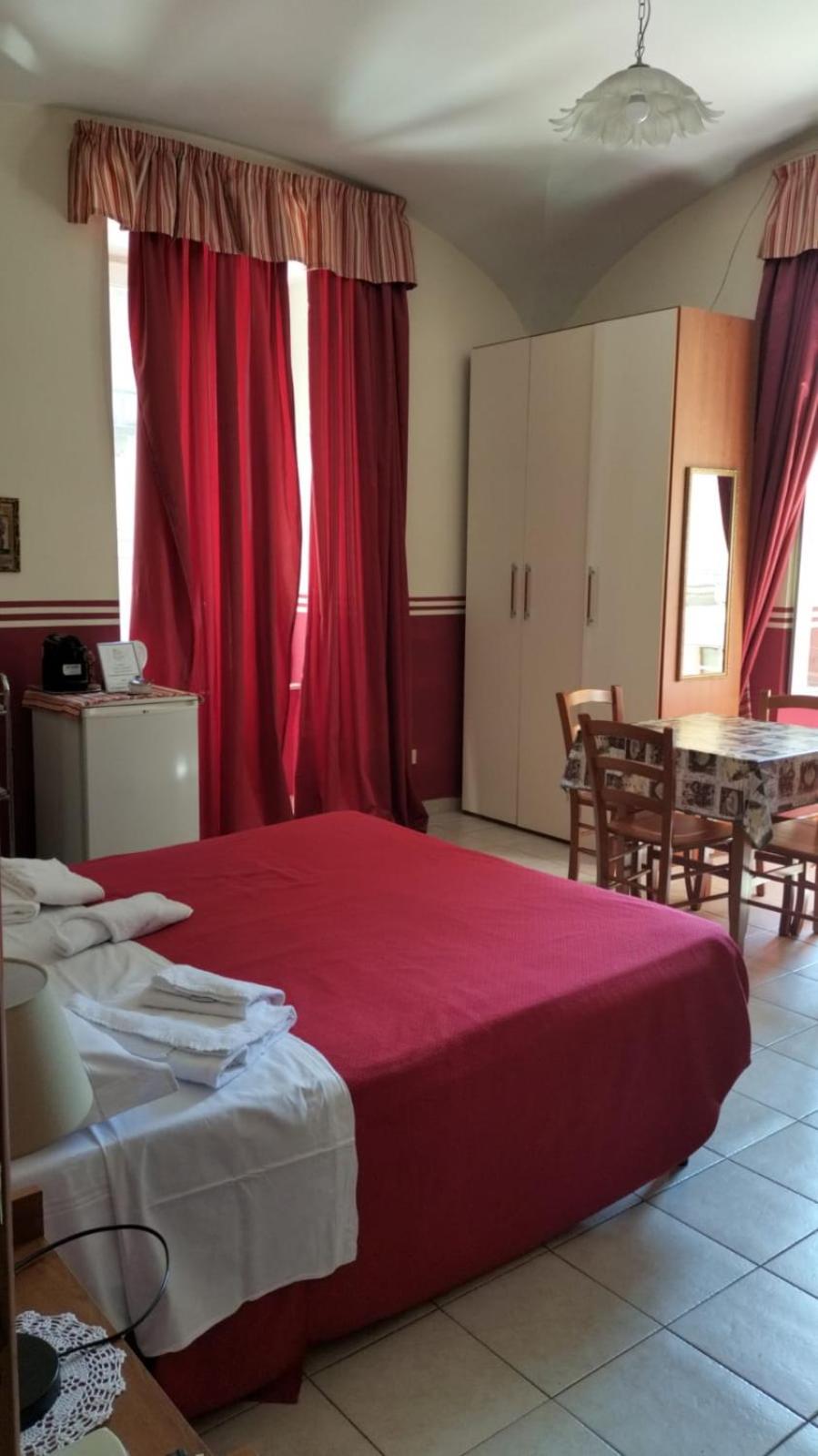 Bed Breakfast And Cappuccino 6/50
