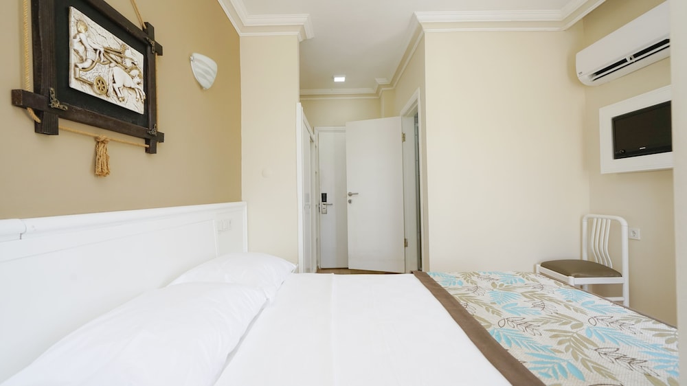 Lara World Hotel 13/34