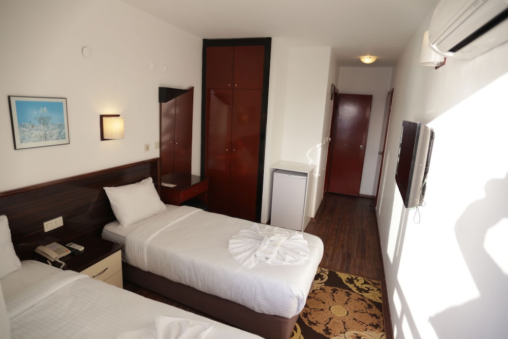 Hotel Sunday Beach 13/63