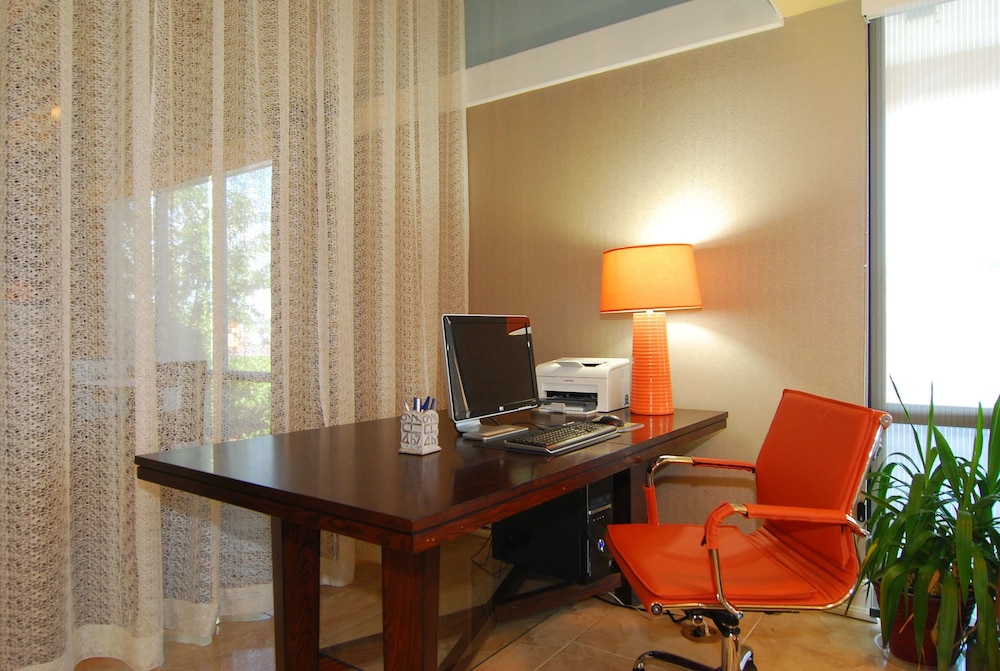 Best Western Executive Suites 36/38