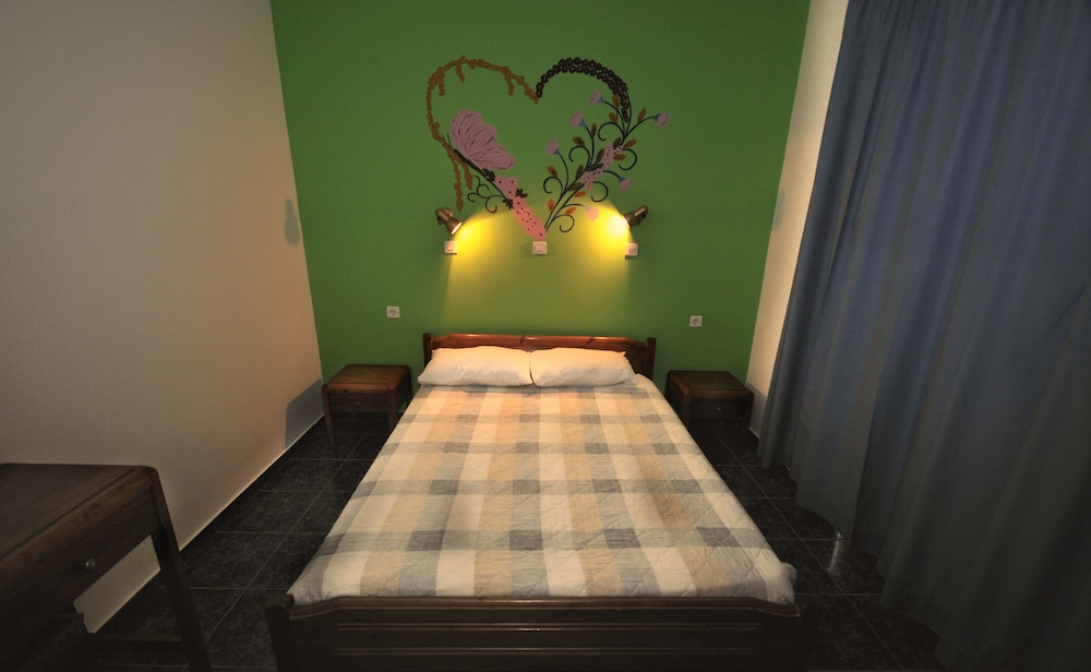 Zeus Hotel 18/28