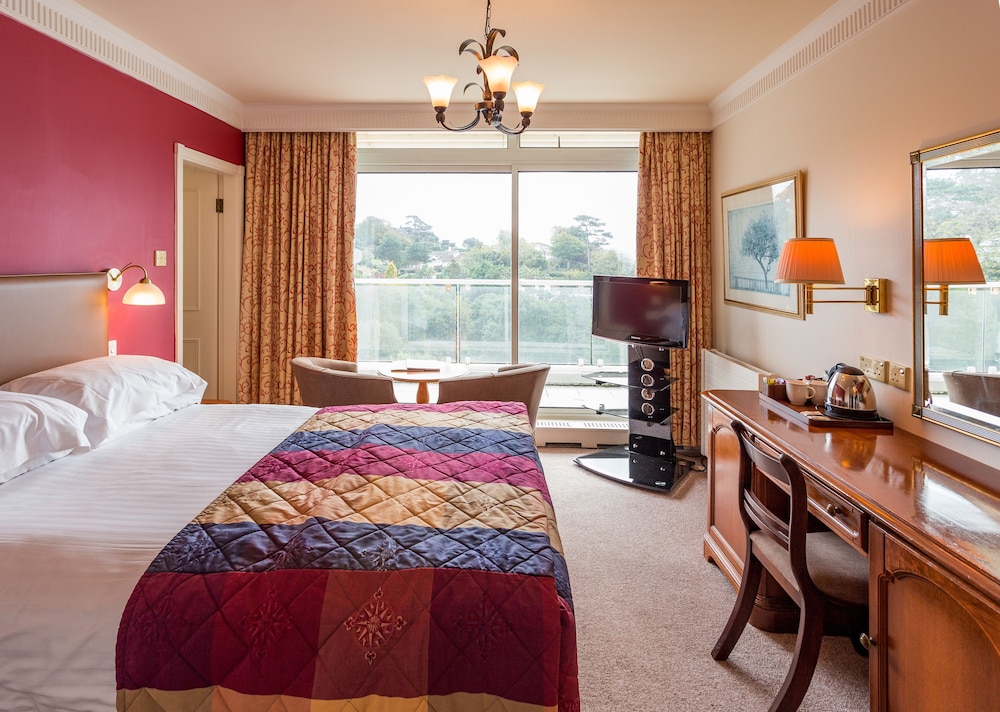 The Imperial Hotel Torquay 41/45