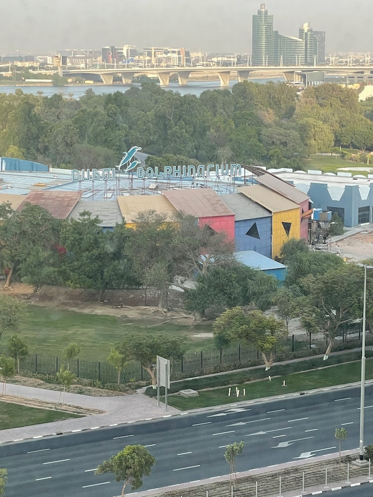 Hyatt Regency Dubai Creek Heights Residences 66/73