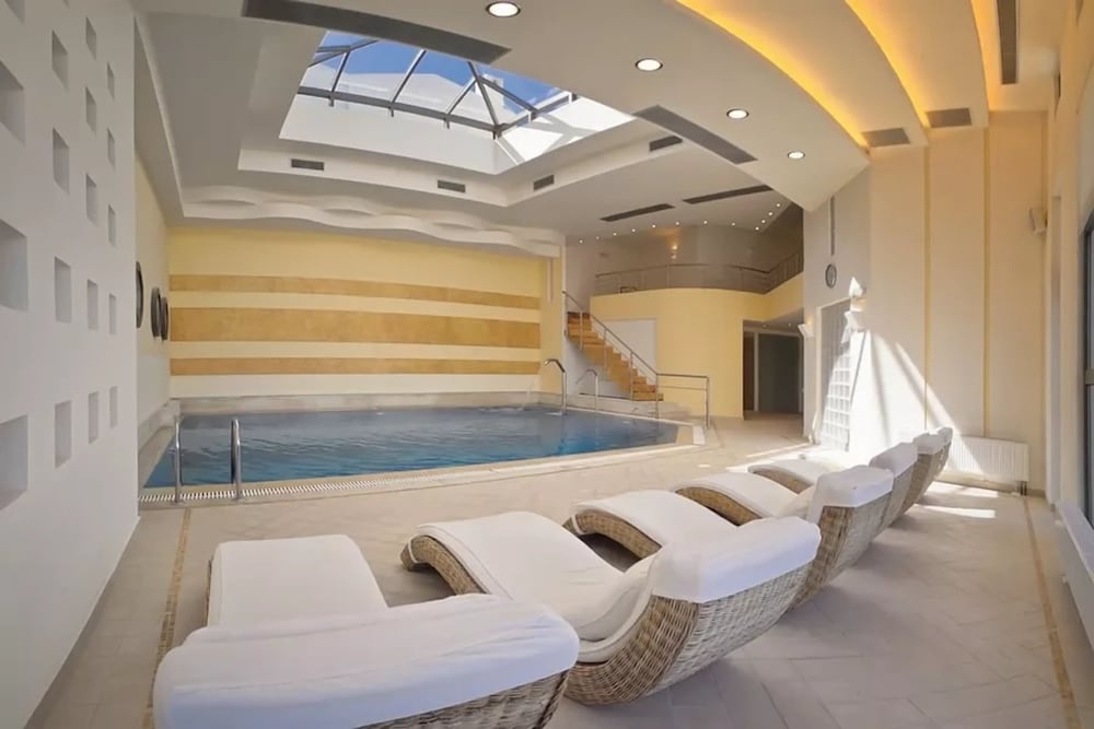 Delina Mountain Spa Resort 47/86