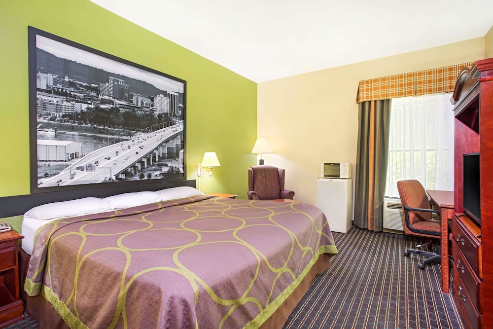 Quality Inn Chattanooga Hamilton Place 8/36