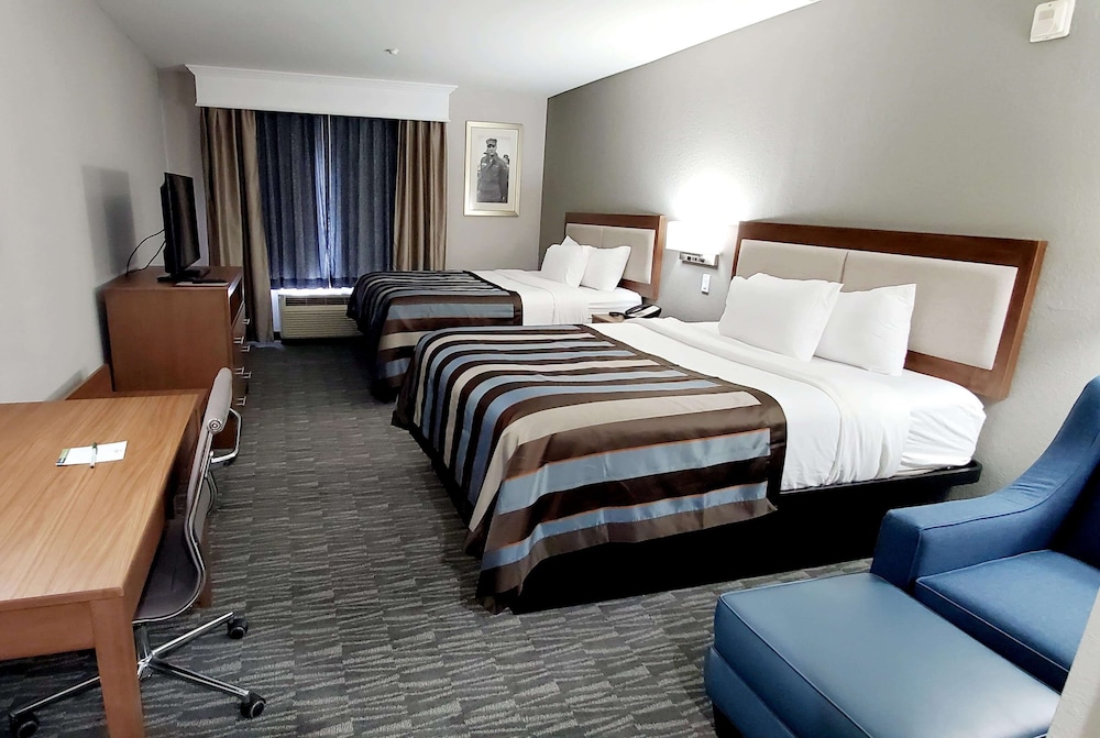 Spark by Hilton Tupelo 10/35